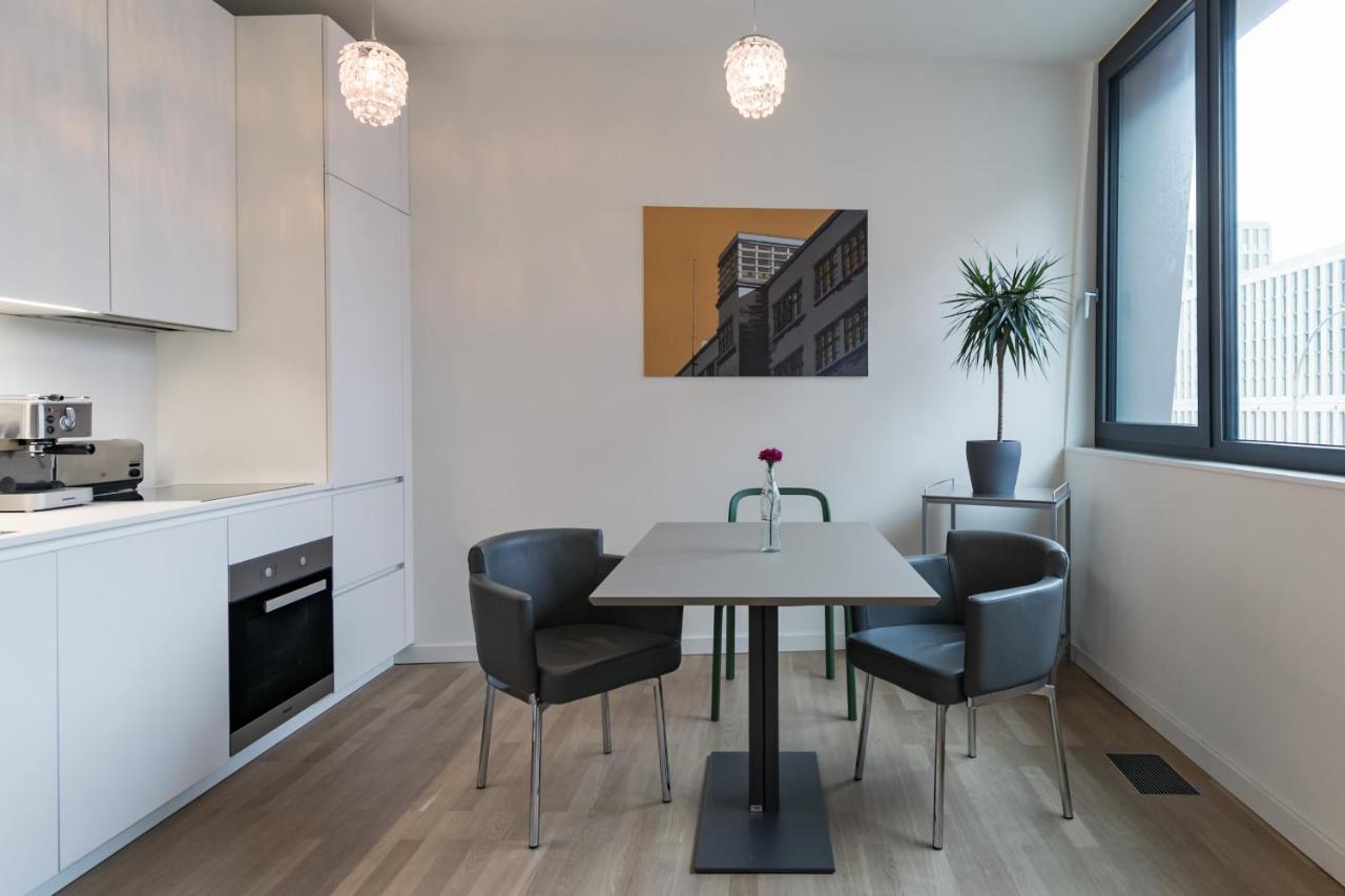 Modern Holiday In Sapphire By D. Libeskind Berlijn
