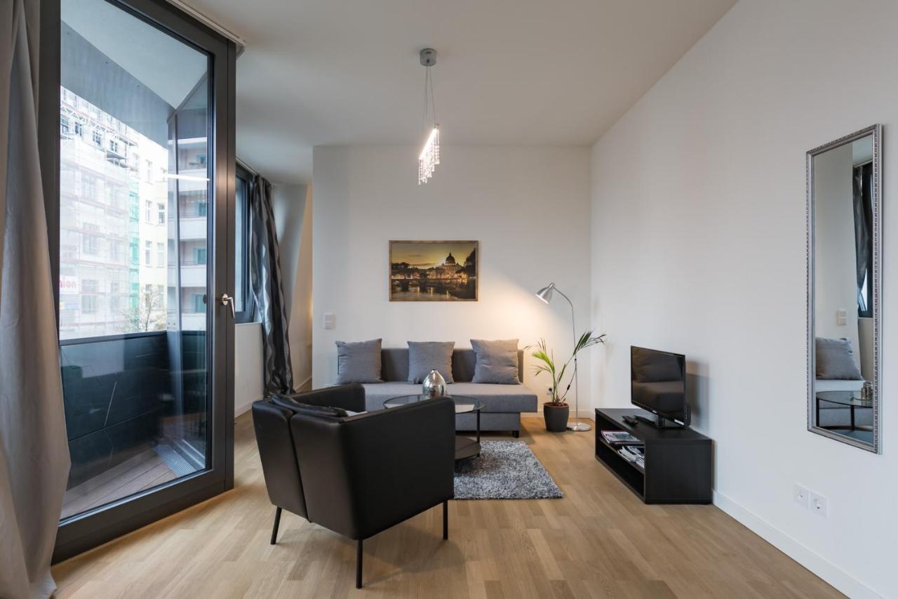 Modern Holiday In Sapphire By D. Libeskind * Berlijn
